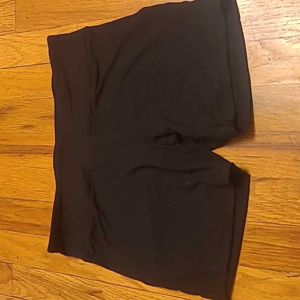 Forever 21 Size M Black Shorts